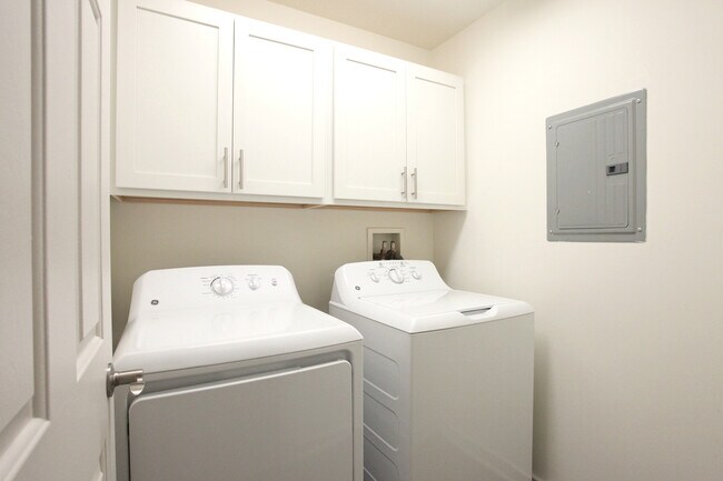 Stonebrooke Village Apartments