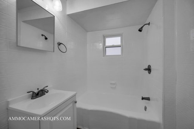 Photo - 3508 Sunnyside Ave Apartment Unit 3508 S Sunnyside Ave., 1F