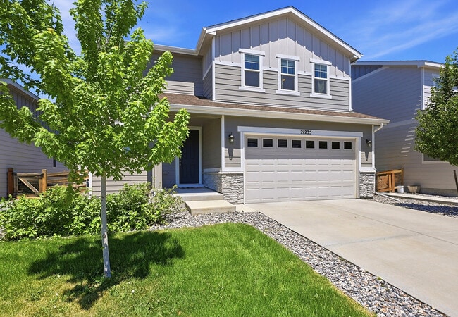 Building Photo - 21235 E Stanford Ln