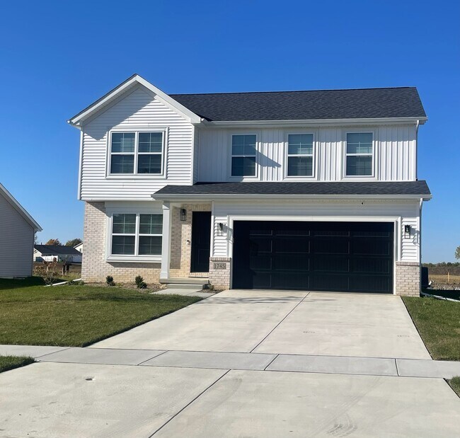 Weldon Reserve Apartments Houses for Rent Normal, IL