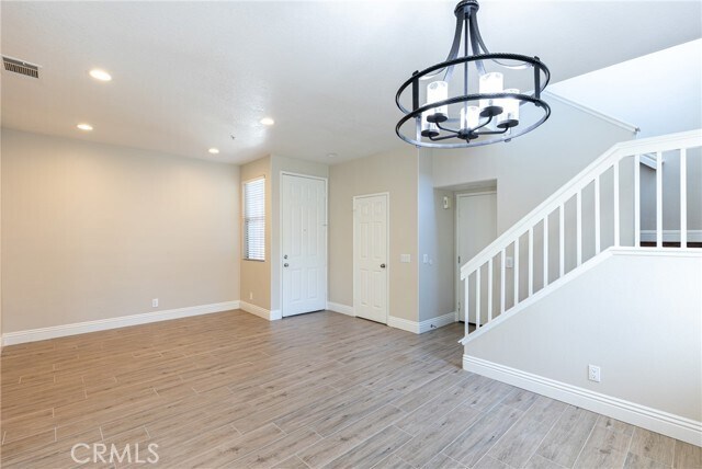 91 Seacountry Ln