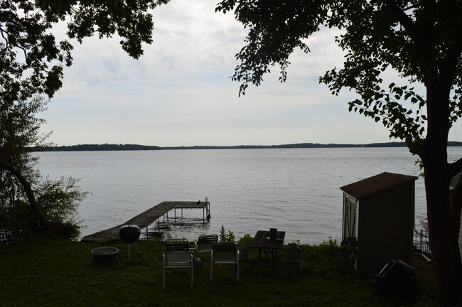 Building Photo - 811 Spaight St Unit 3