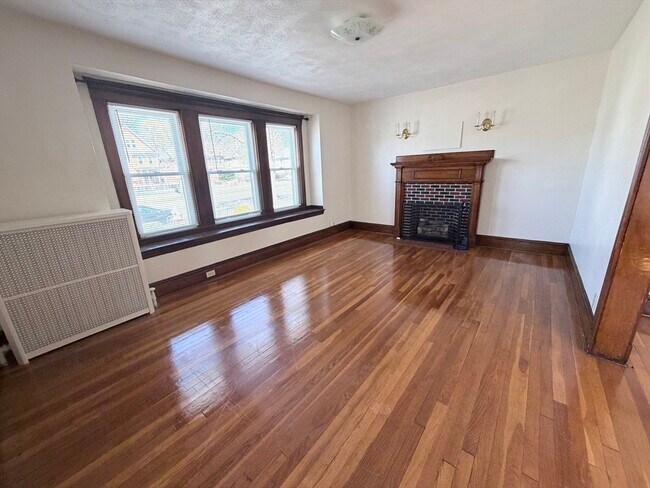 Photo - 861 Fellsway Unit 1