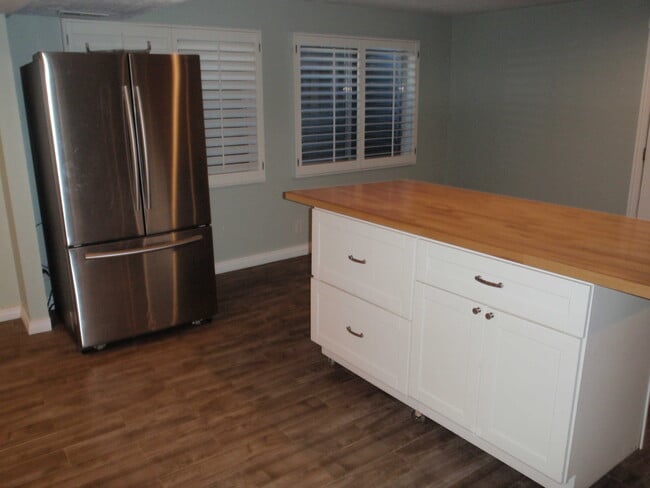 Photo - 6361 Clay Park Dr