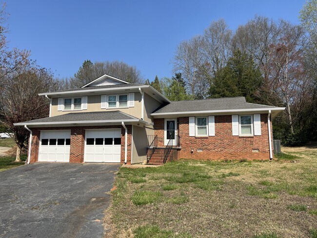Photo - 100 Red Cardinal Rd House