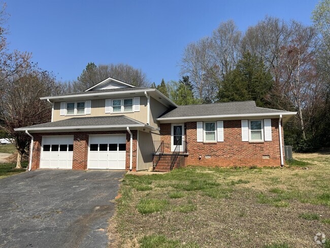 Building Photo - 100 Red Cardinal Rd Rental