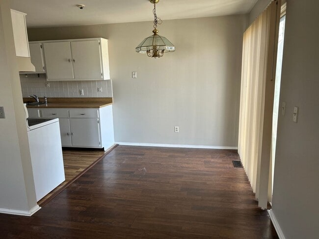 Photo - Two bedroom condo in Chesterfield