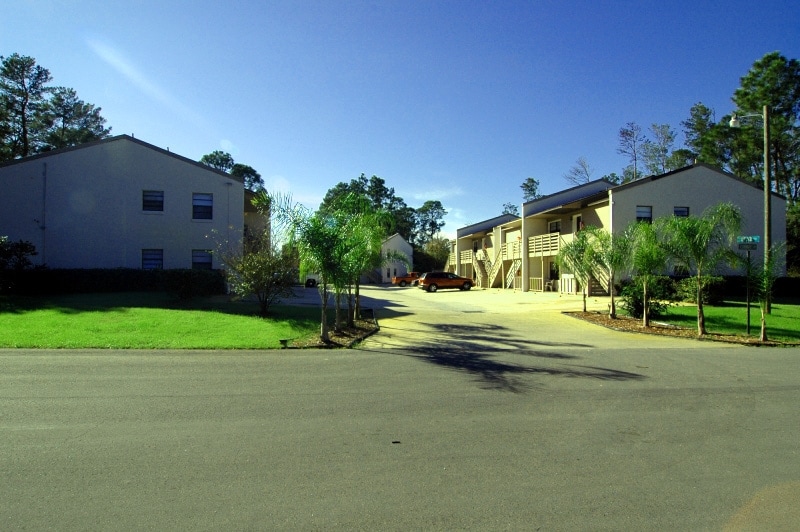 Lake Foy Apartments - Lake Foy Apartments