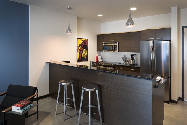 Modern Finish: Kitchen