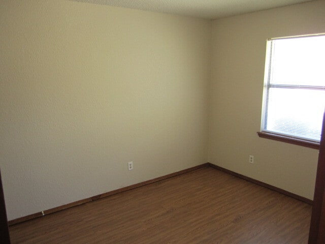 Photo - 802 Swan Lake Rd