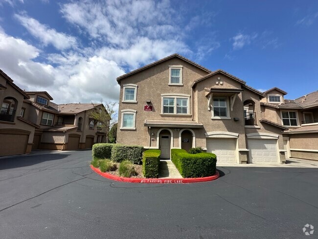 Building Photo - 5350 Dunlay Dr Unit 713 Rental