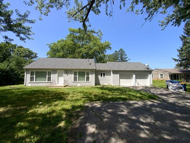 340 Sanders Rd