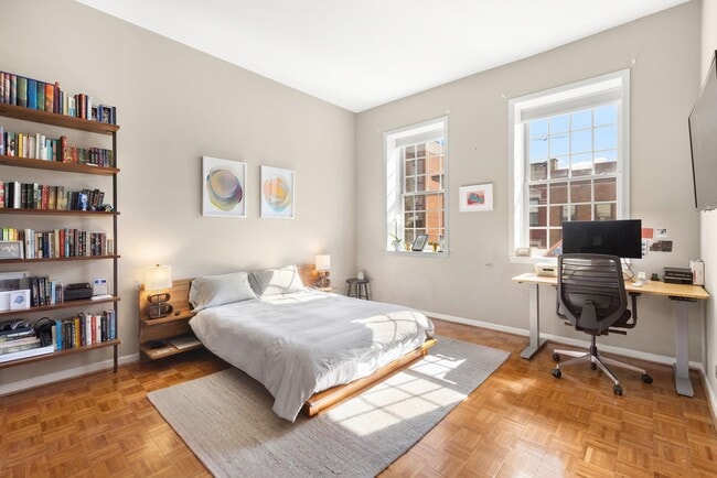 Photo - 222 Clinton St Unidad 13