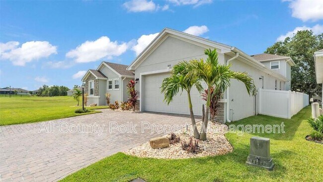 Photo - 1095 Woodland Oaks Dr