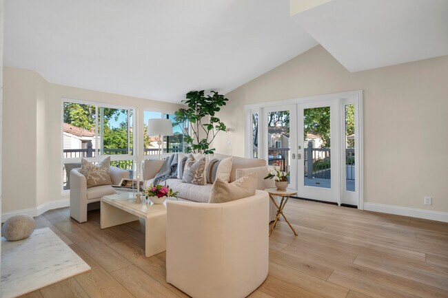 Photo - 1228 S Westlake Blvd