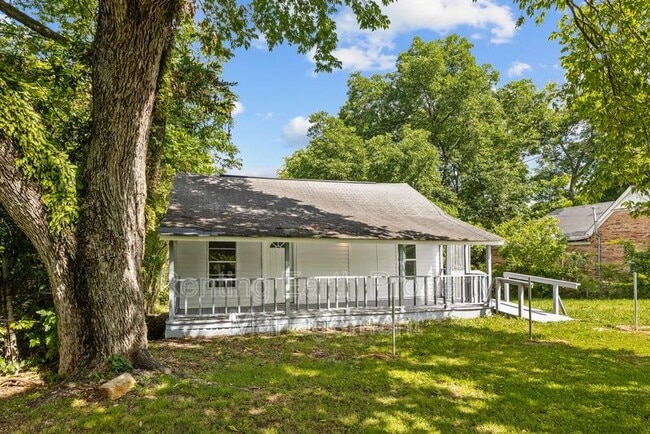 Photo - 3230 Arlington Ave