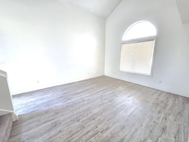 Photo - 4 Bd Room 2 Story House with Covered Patio