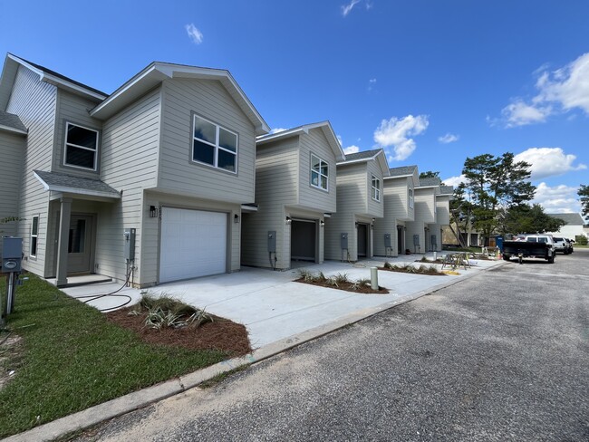 Photo - 2877 Leahs Ln Townhome