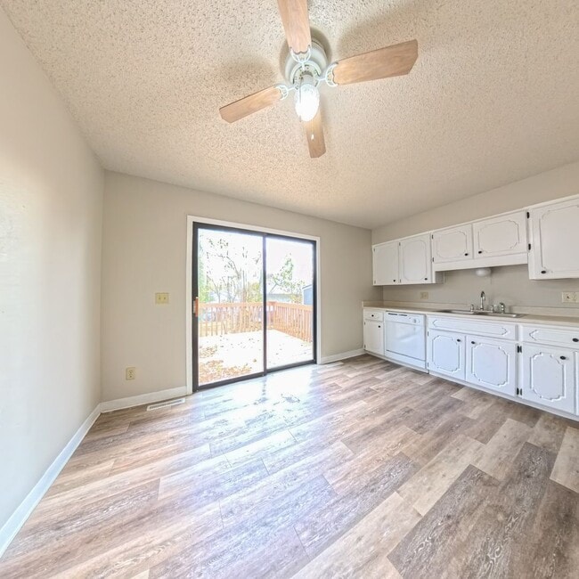 Photo - 611 Hickory Hill Ln Apartamento Unidad 611 Hickory Hill Ln