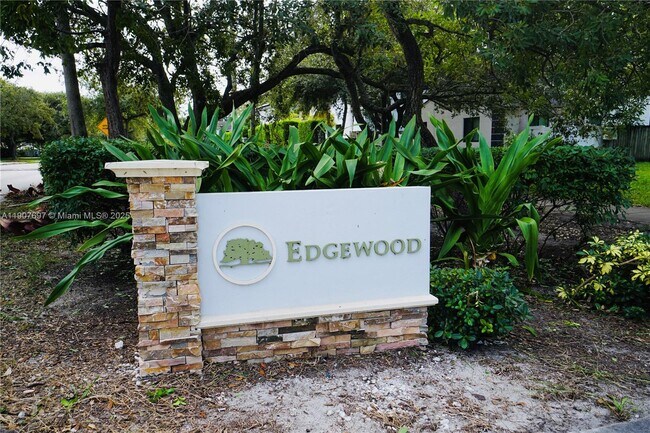 Photo - 1505 SW 27th Ct