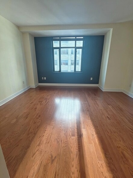 Photo - 105 Greene St