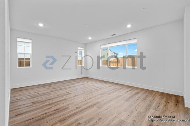 Photo - 5694 Loray Ln