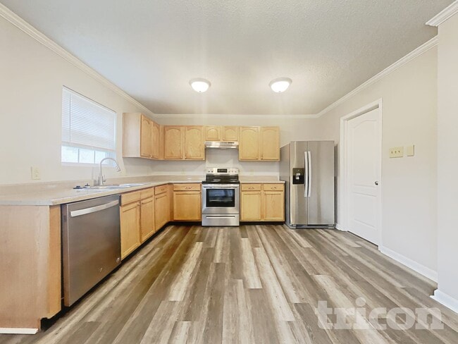 Photo - 1618 Howell Dr