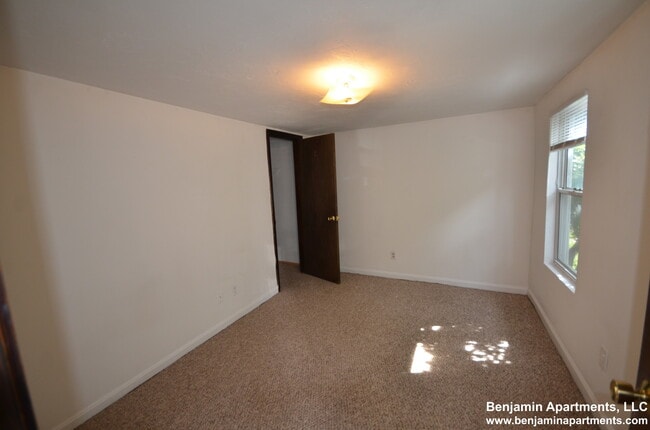 Photo - 10 Shepard St