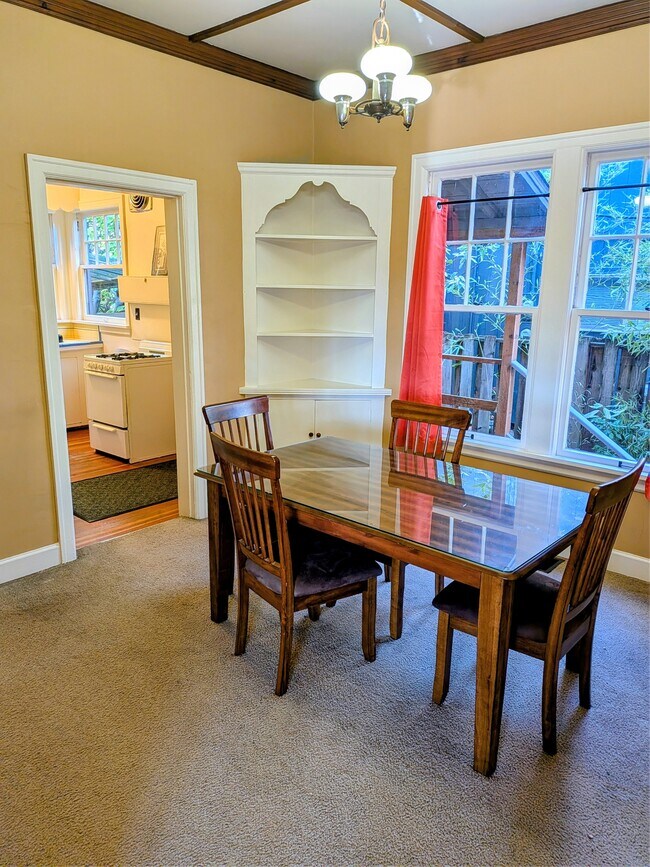 Photo - 713 SE 27th Ave