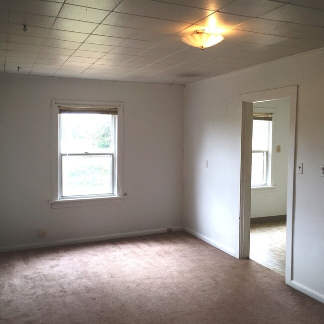 Photo - Country Charm Property North Vancouver!