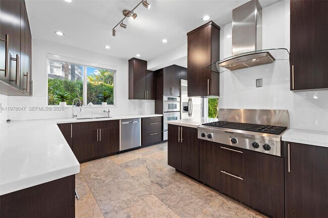 Photo - 3483 Chase Ave