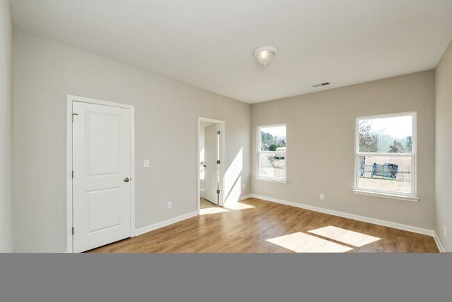 Photo - 1205 10th Way