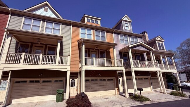 Photo - Perfect West Midtown Location! 4 Bedroom Townhouse, Granite, Hardwood Floors