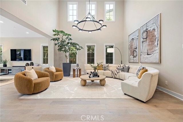 Photo - 115 Interstellar