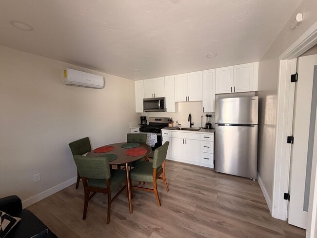 Photo - 1830-36 Newton Ave Unit 1832 1/2 Newton Ave.