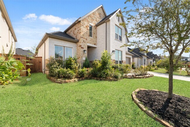32018 Crested Knl Ct