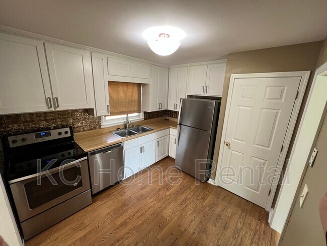 Photo - 6710 Hadley St