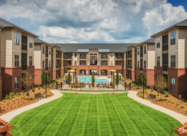 Building Photo - Fountains Matthews Rental