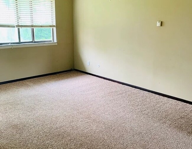 Photo - 567 W Taylor St