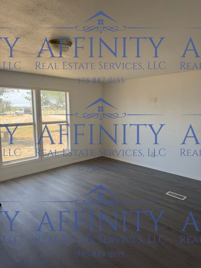 Photo - 328 E Derrick Rd Unidad 328 E. Derrick # A