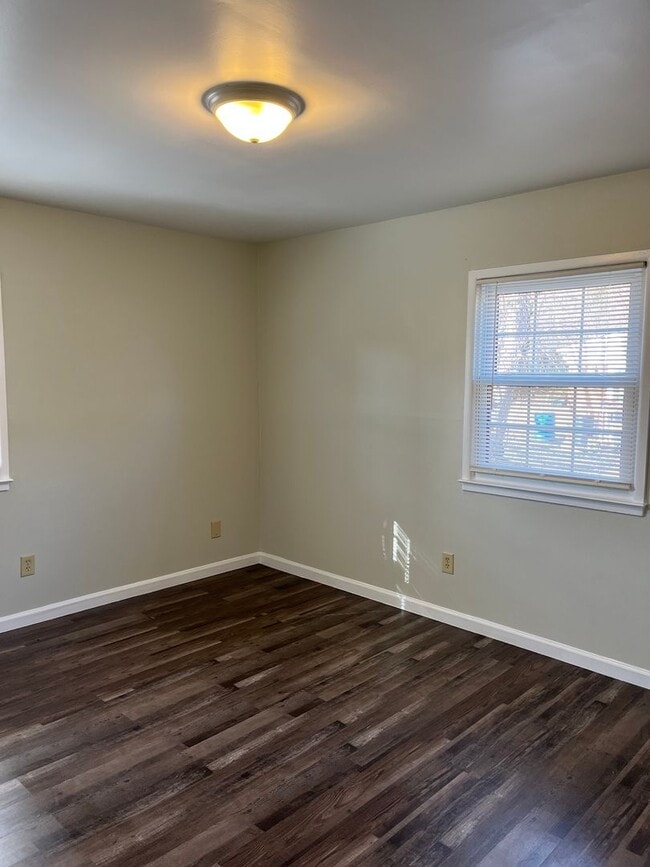 Photo - 4 Bedroom 1.5 Baths