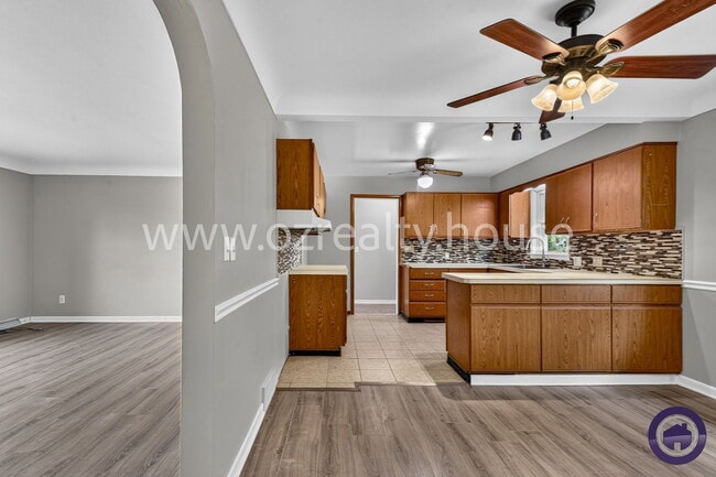 Photo - 3226 N McCord Rd