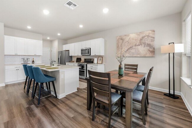 Photo - 8109 Mandela Bend