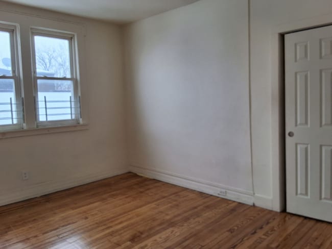 Photo - 95 Treacy Ave Unidad 2