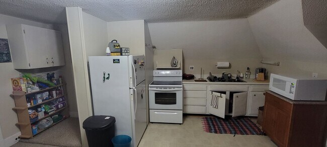 Photo - 1817 E 1st St Unit Third Floor