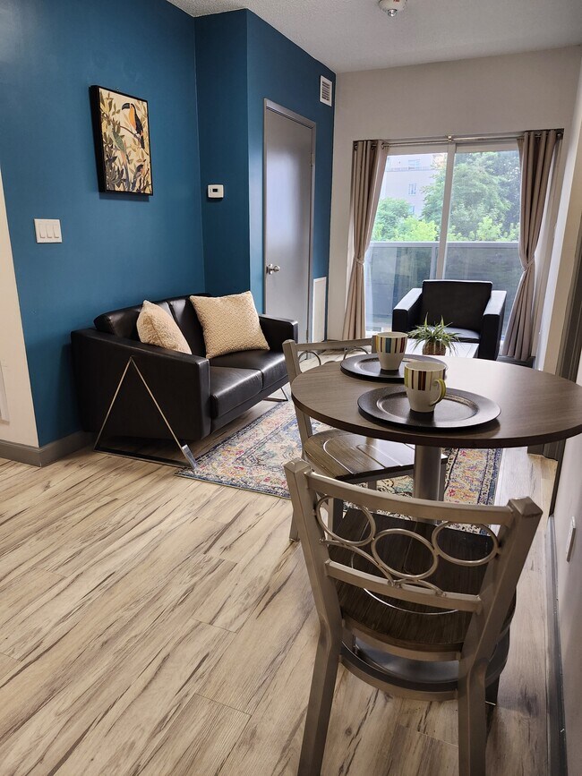 Photo - 258A Sunview St