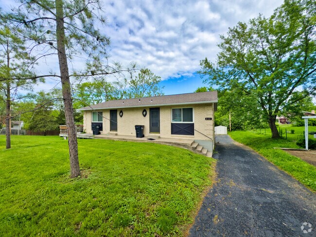Building Photo - 2303 Sears Ct Rental