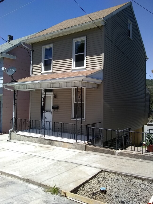 Photo - 1227 Pulaski Ave