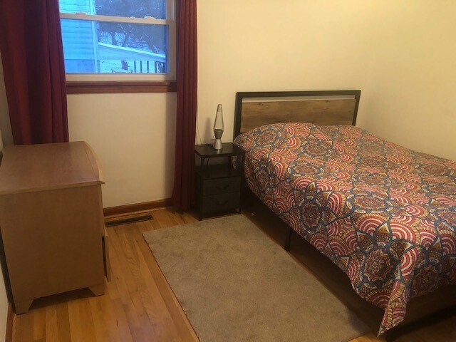 Photo - 12 Brookside Ave E Unidad 3