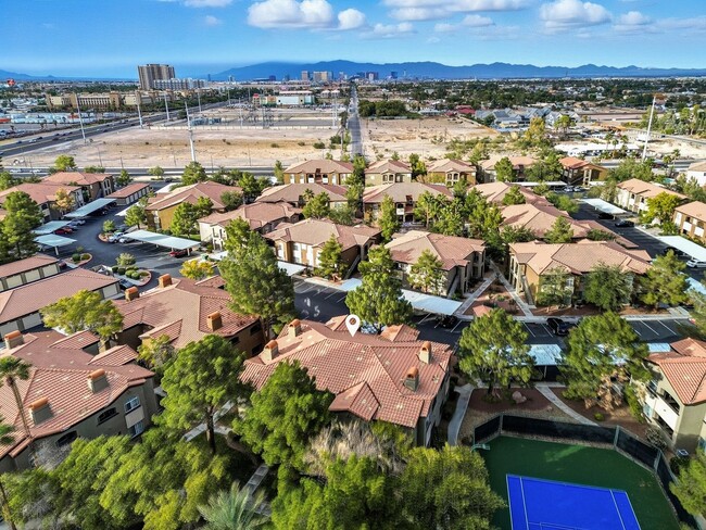 Photo - Upgraded 1 Bedroom Condo in Gated Communit...